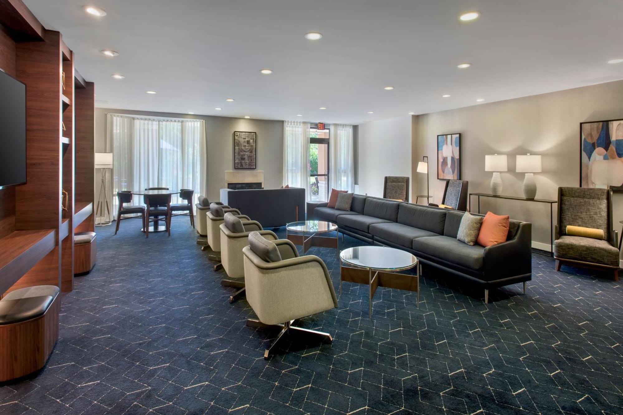 Отель Courtyard Philadelphia Плимут-Митинг Экстерьер фото